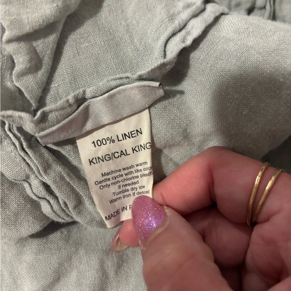 🌿 Parachute 100% Linen Sheets – King/Cal King (Flat + Fitted) - Picture 3 of 4